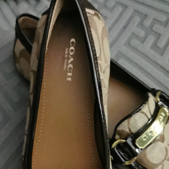 Coach Signature Canvas Brown & Beige Logo Moccasin Loafers - Picture 2 of 4
